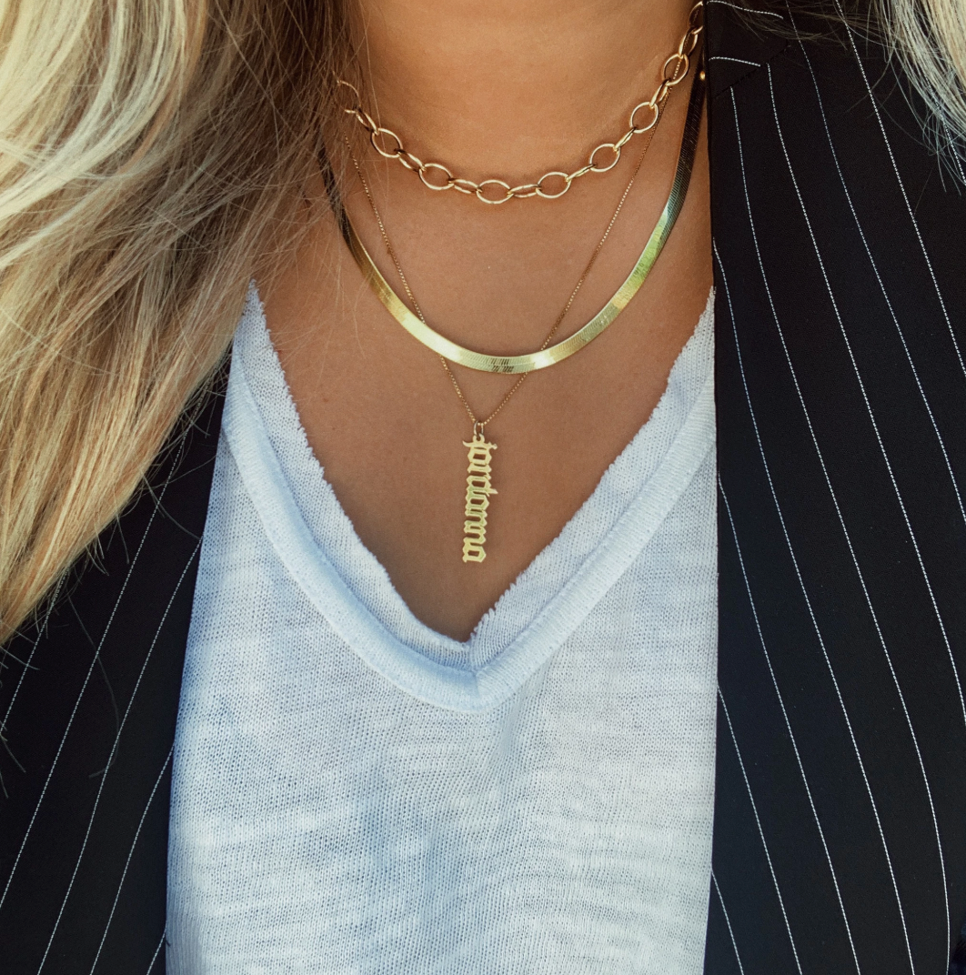 14k Vertical Nameplate Necklace - Jordan Road